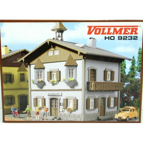 Wohnhaus mit Erker -H0-